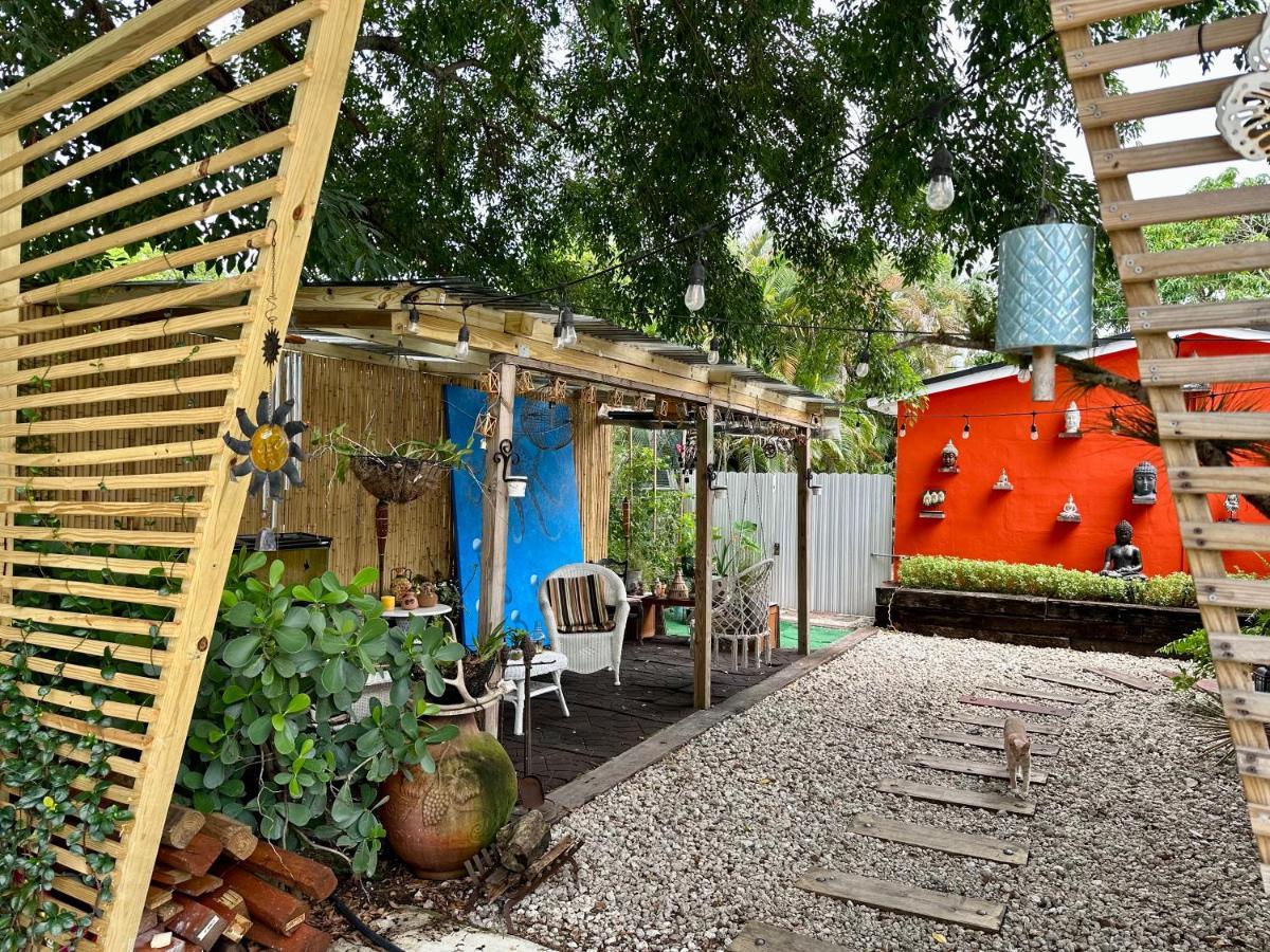 Flora'S Garden Apartment/Studio Норт-Майями Экстерьер фото